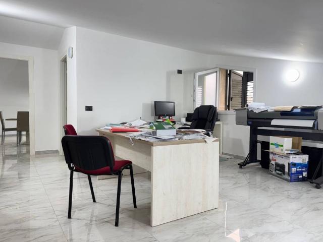 Attico in vendita a Santuzzo, Floridia