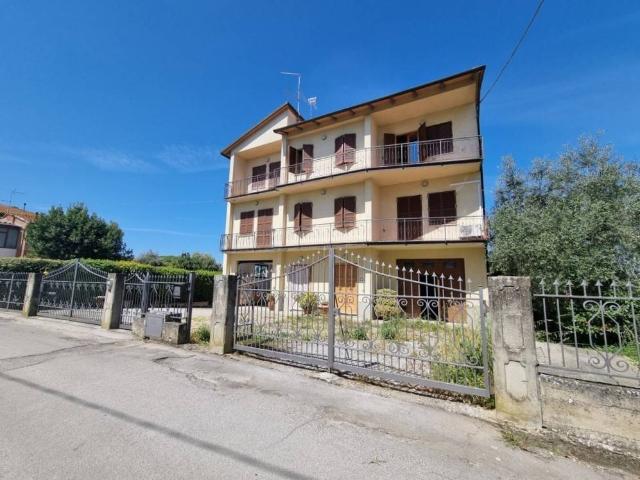 Attico in vendita a Foiano Della Chiana, Toscana