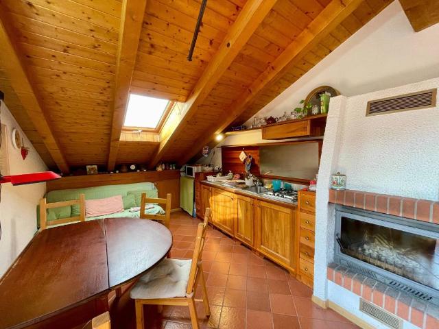 Attico in vendita a Magnifica Comunità degli Altipiani Cimbri, Folgaria