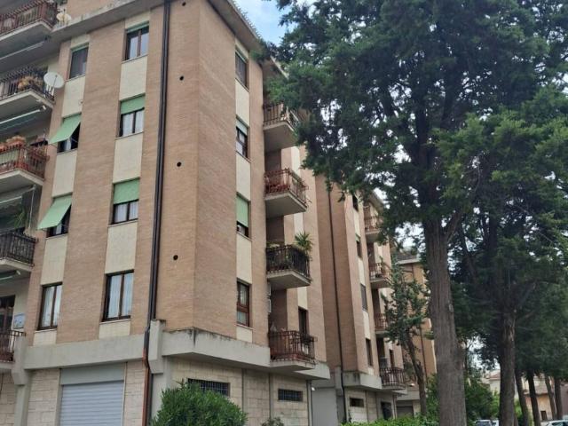 Attico in vendita a Foligno, Umbria