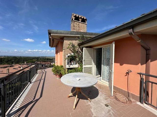 Attico in vendita a Tor Lupara, Roma Capitale
