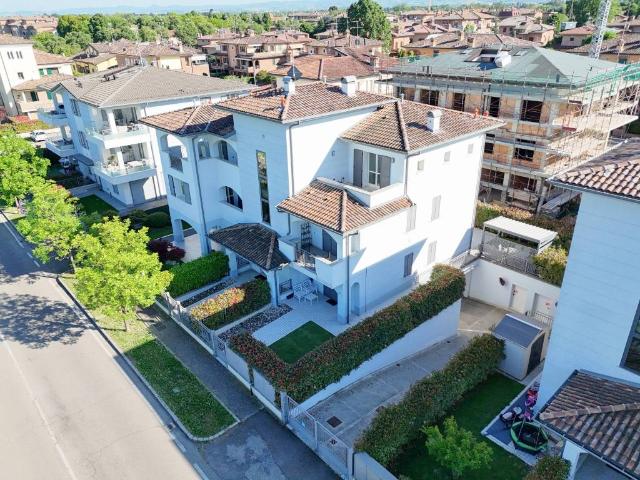 Attico in vendita a Unione dei comuni del Distretto Ceramico, Formigine