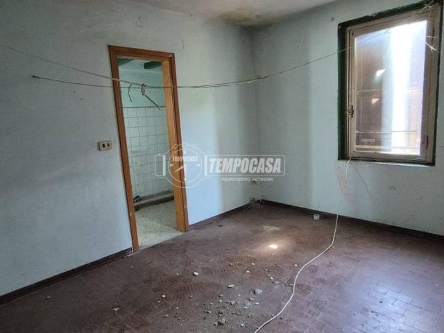 Attico in vendita a Fornovo Di Taro, Reggio Emilia