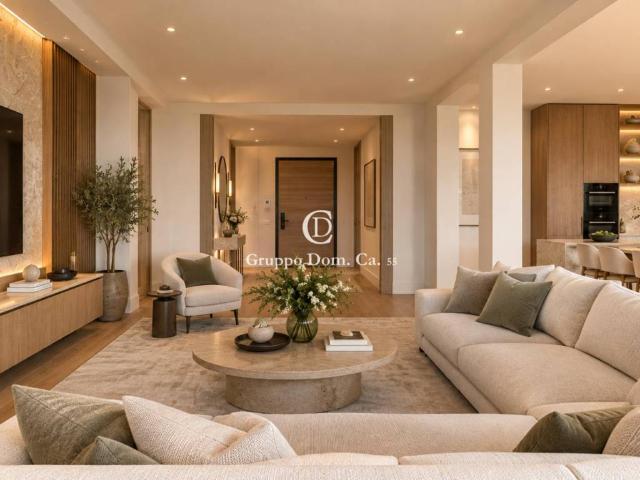 Attico in vendita a Vittoria Apuana, Forte dei Marmi