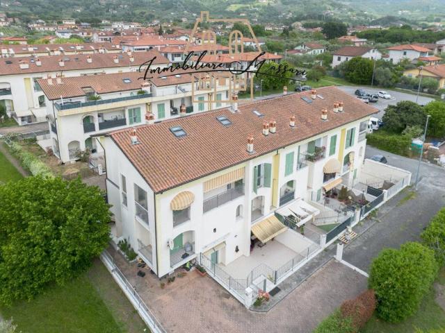 Attico in vendita a Unione di comuni Montana Lunigiana, Fosdinovo