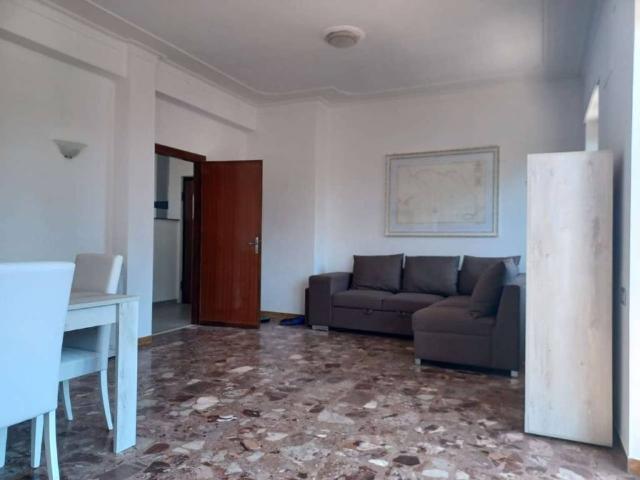 Attico in vendita a Frosinone, Lazio