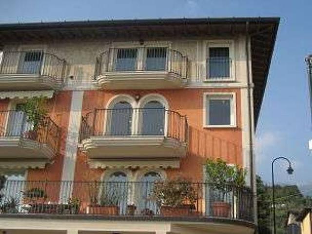 Attico in vendita a Comunità Montana Parco Alto Garda bresciano, Gardone Riviera