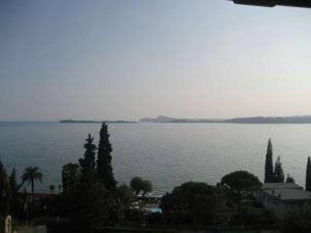 Attico in vendita a Comunità Montana Parco Alto Garda bresciano, Gardone Riviera