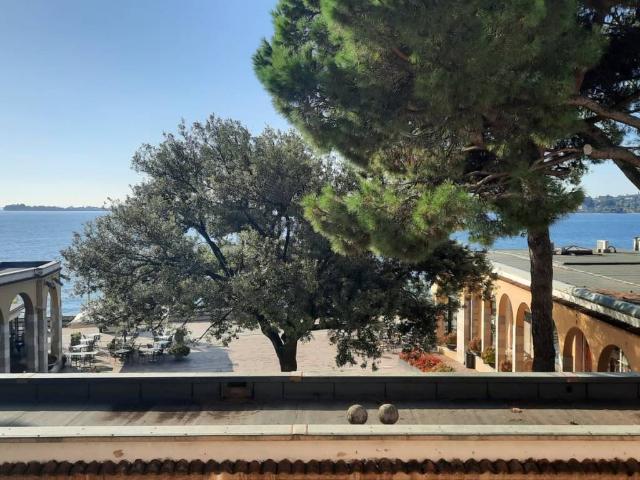 Attico in vendita a Comunità Montana Parco Alto Garda bresciano, Gardone Riviera