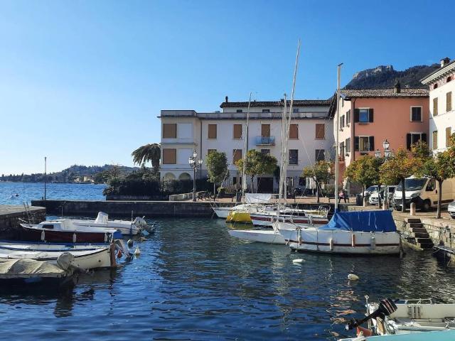 Attico in vendita a Gargnano, Brescia