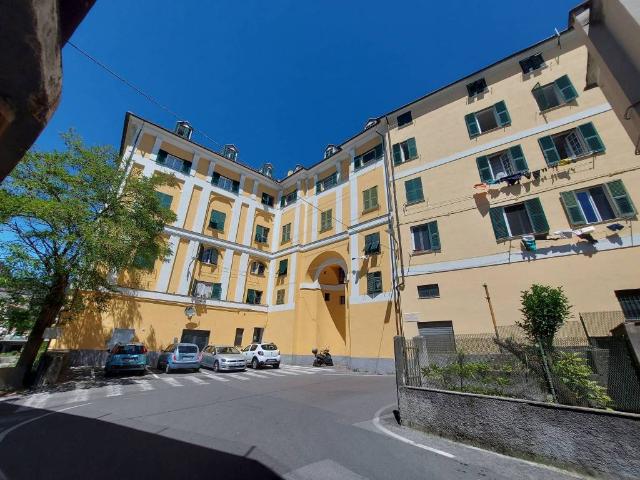 Attico in vendita a Medio Ponente, Serra Riccò