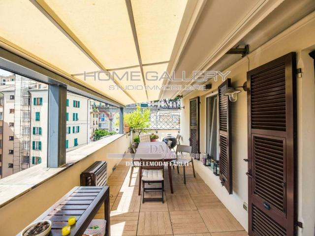 Attico in vendita a Centro storico, Serra Riccò