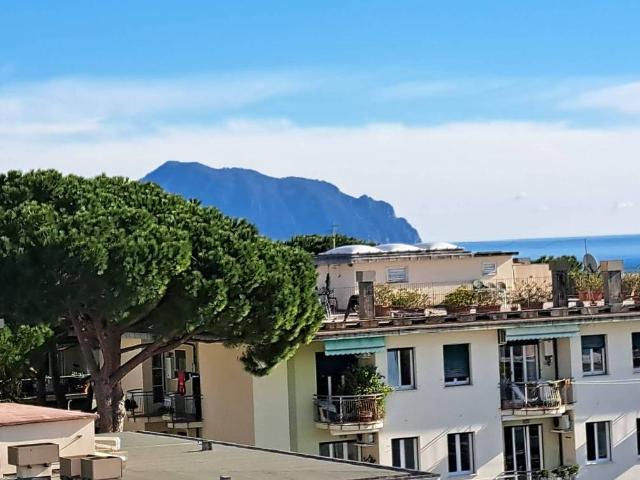 Attico in vendita a Serra Riccò, Liguria