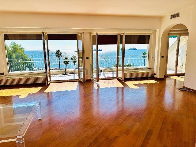 Attico in vendita a Serra Riccò, Genova