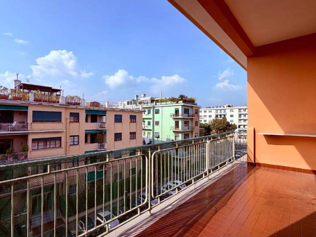Attico in vendita a Medio Levante, Serra Riccò