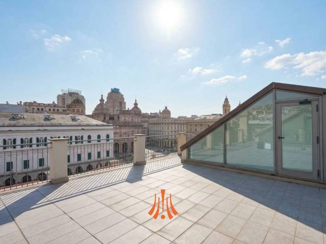 Attico in vendita a Centro Est, Serra Riccò