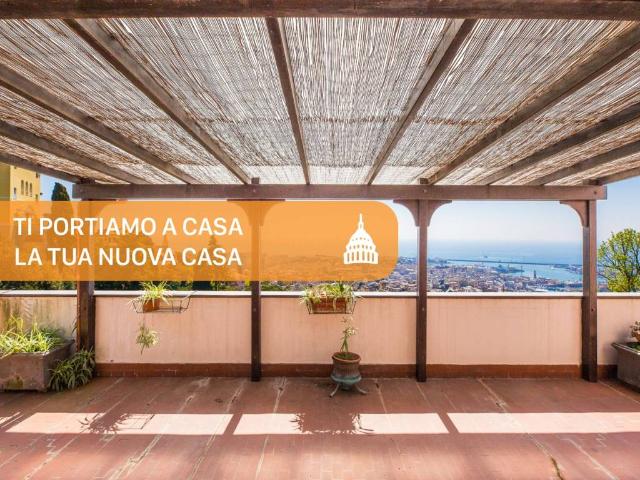 Attico in vendita a Serra Riccò, Genova
