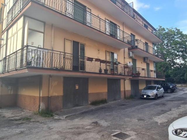 Attico in vendita a Giffoni Sei Casali, Campania
