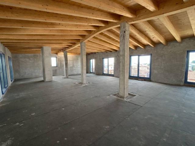 Attico in vendita a Gorlago, Lombardia