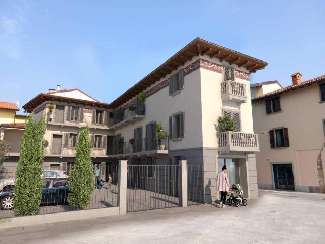 Attico in vendita a Gorlago, Lombardia