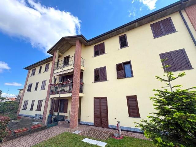 Attico in vendita a Gropello Cairoli, Lombardia