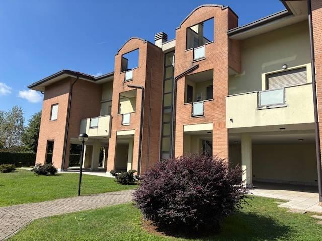 Attico in vendita a Guanzate, Como