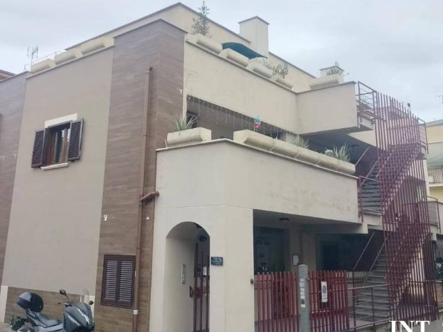 Attico in vendita a Guidonia Montecelio, Roma Capitale