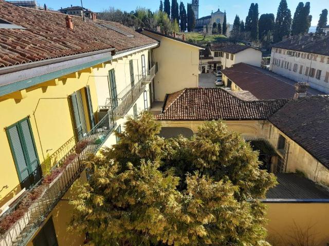 Attico in vendita a Villa Romanò, Inverigo