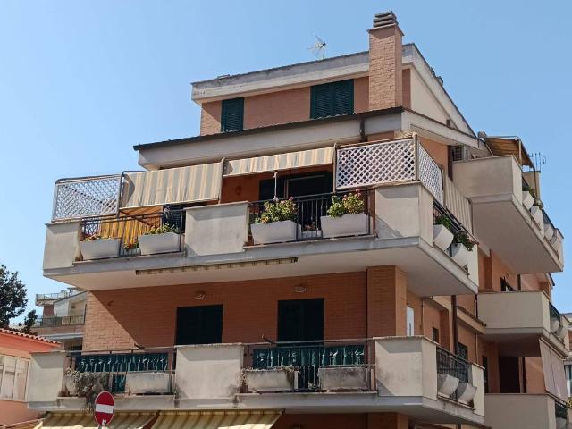 Attico in vendita a Roma Capitale, Lazio