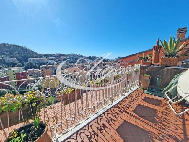 Attico in vendita a Carbognano, Lerici