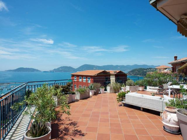 Attico in vendita a Barcola, Lerici