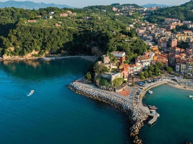 Attico in vendita a Lerici, Liguria