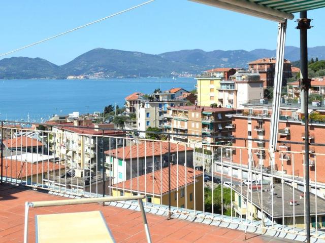Attico in vendita a Barcola, Lerici