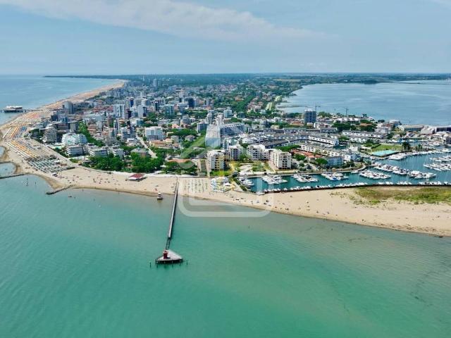 Attico in vendita a Lignano Pineta, Friuli-Venezia Giulia