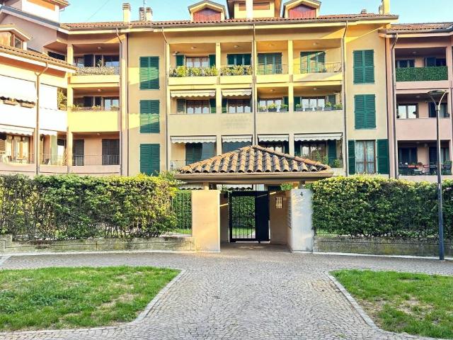 Attico in vendita a Macherio, Lombardia