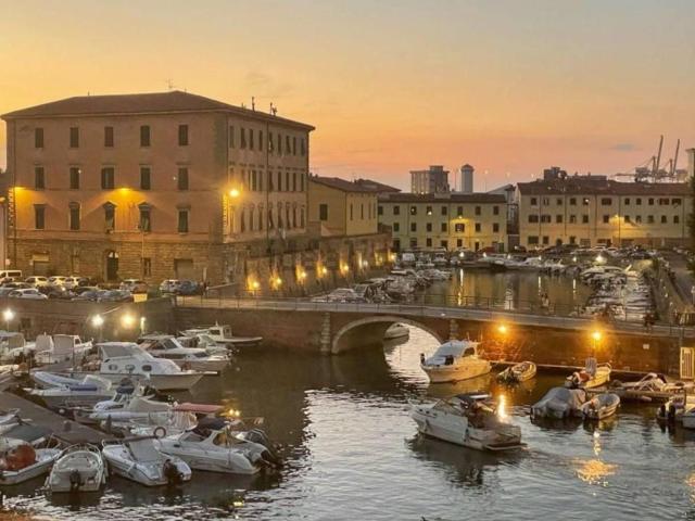 Attico in vendita a Venezia Nuova, Livorno
