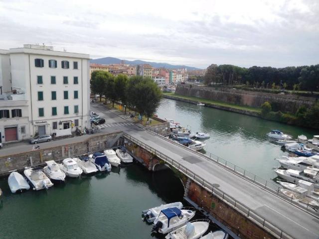 Attico in vendita a Venezia Nuova, Livorno