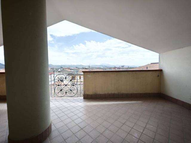 Attico in vendita a Casalba, Macerata Campania