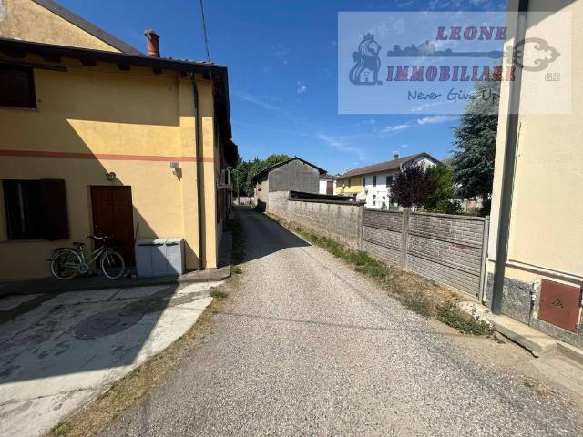 Attico in vendita a Magherno, Lombardia