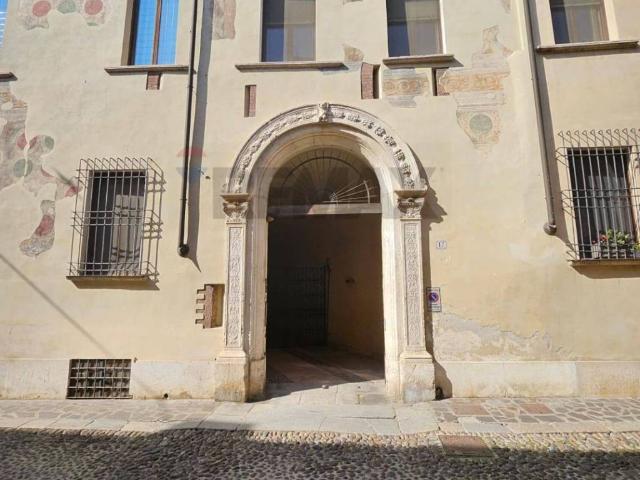 Attico in vendita a Fiera-Catena, San Giorgio Di Mantova