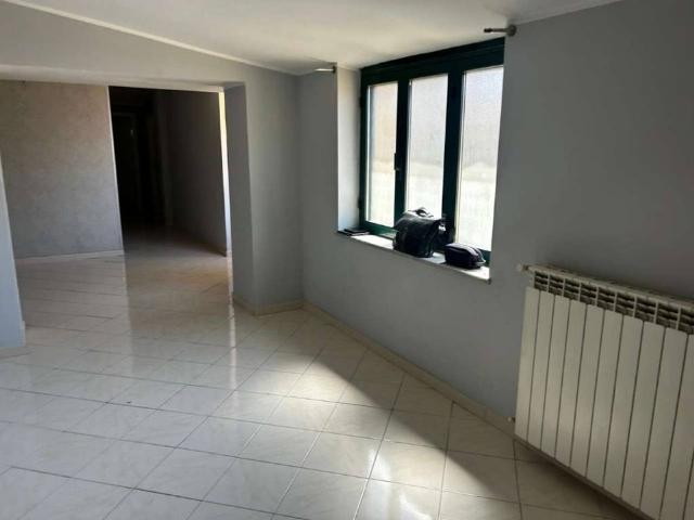 Attico in vendita a Marcianise, Campania