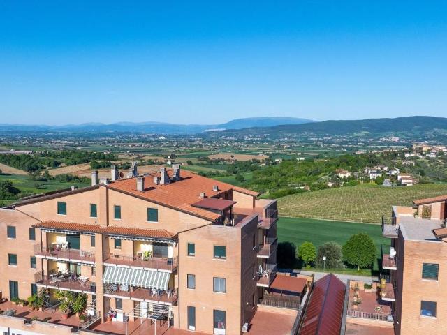 Attico in vendita a Marsciano, Umbria