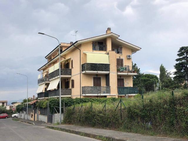 Attico in vendita a Monte San Salvatore, Roma Capitale