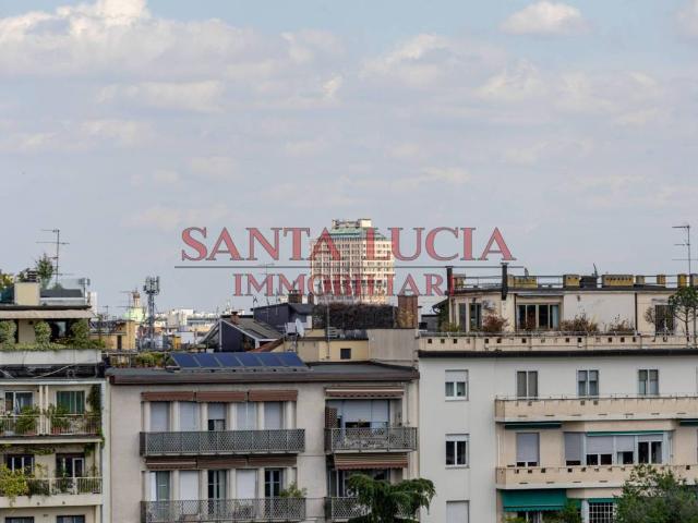 Attico in vendita a Municipio 7, Milano