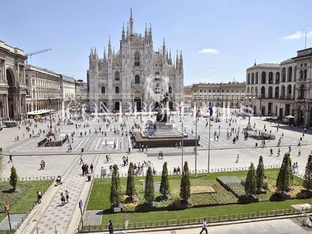 Attico in vendita a Municipio 1, Milano