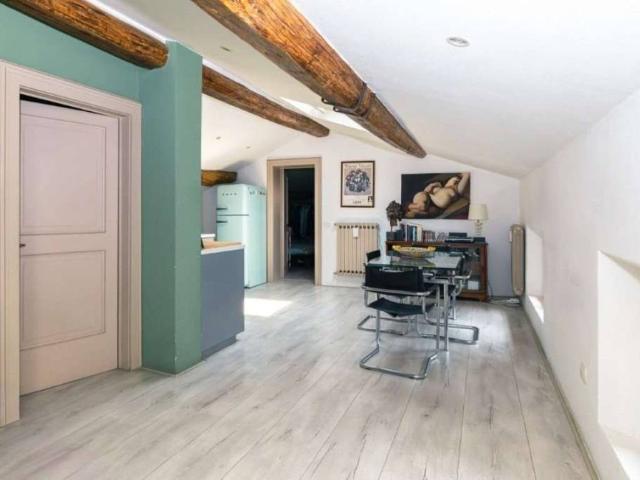 Attico in vendita a Centro Storico, Modena