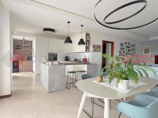 Attico in vendita a Puglia, Bari