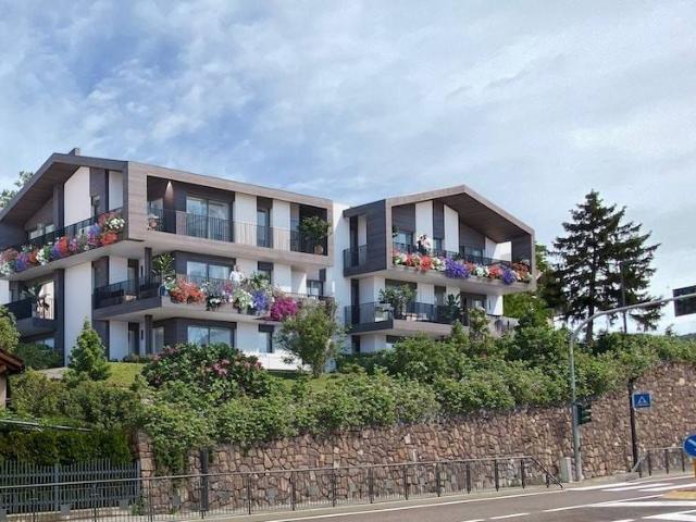 Attico in vendita a Überetsch-Unterland - Oltradige-Bassa Atesina, Trentino-Alto Adige/Südtirol