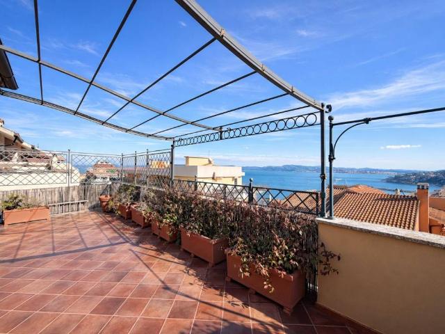 Attico in vendita a Monte Argentario, Porto Santo Stefano