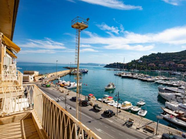 Attico in vendita a Monte Argentario, Porto Santo Stefano